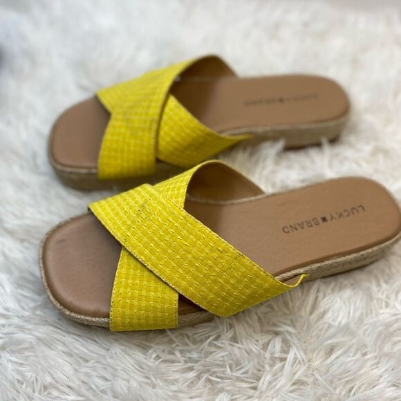 Lucky Brand Gayet Slide Sandal In Maize Textile 
Sz 8 - Picture 1 of 10